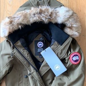 NWT Canada Goose Kensington Parka - Military Green
